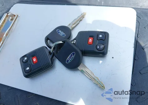 2004 Ford Explorer Sport Trac Adrenalin/Xls/Xlt z USA, uszkodzony, nr VIN 1FMZU77K64UA98358